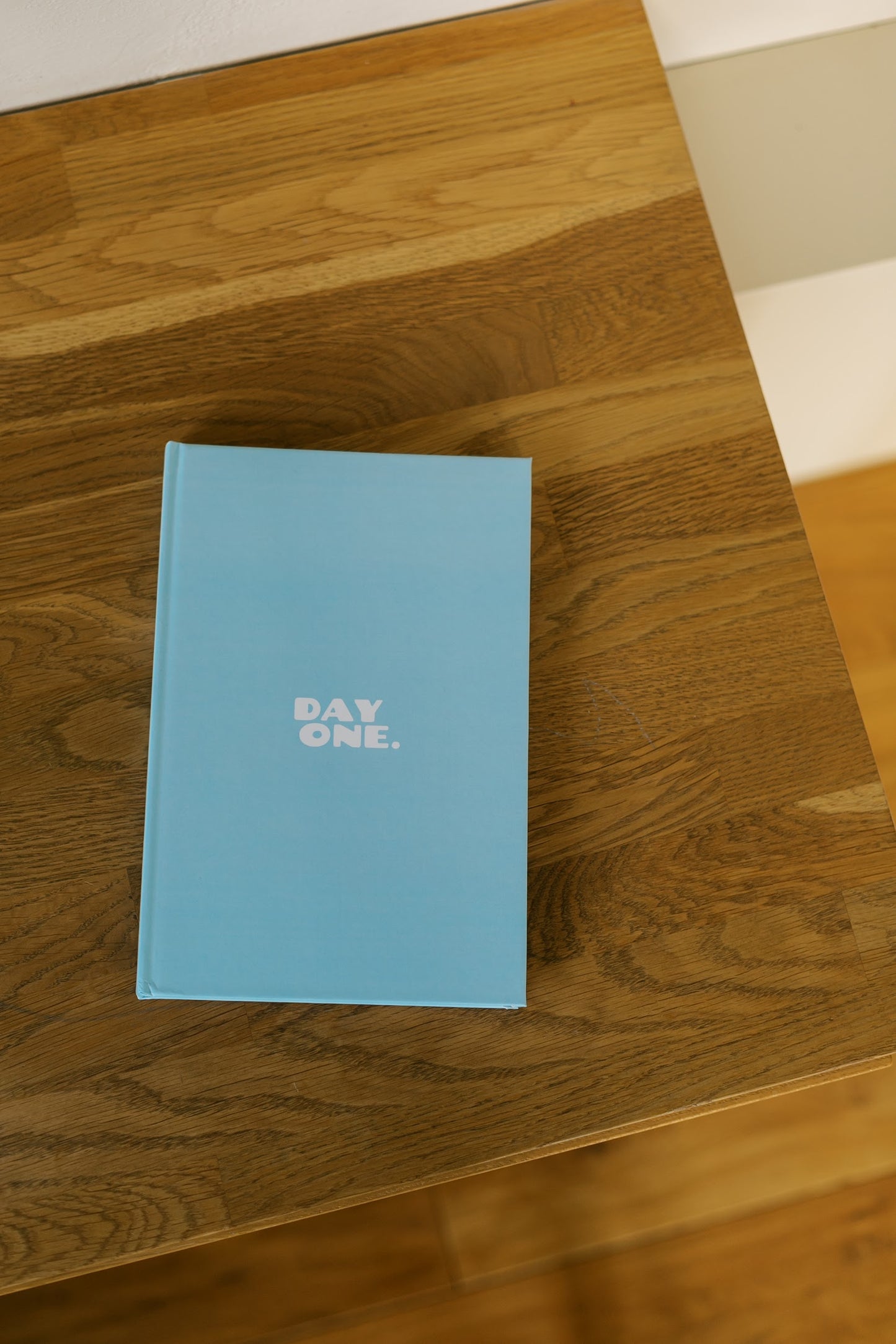 DAYONE. blue / german