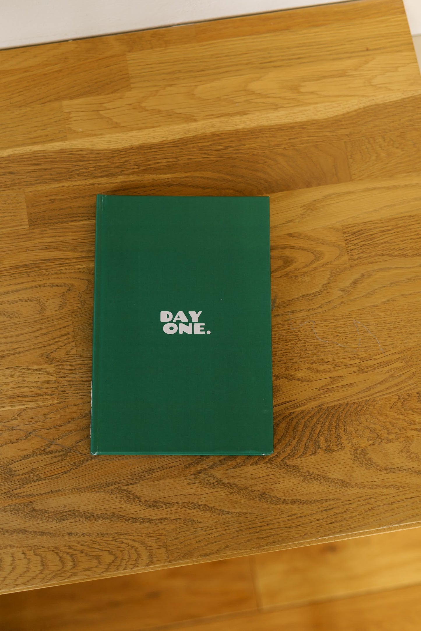 DAYONE. green